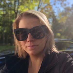 Meet your Posher, Melissa